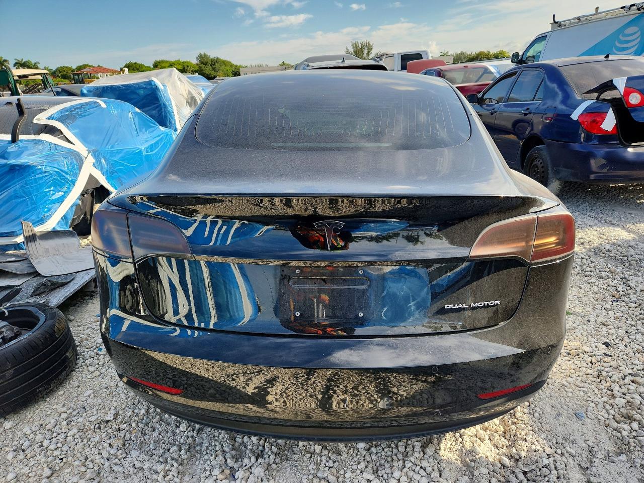 5YJ3E1EB6JF184636 · 2018 TESLA MODEL 3 · 6/12