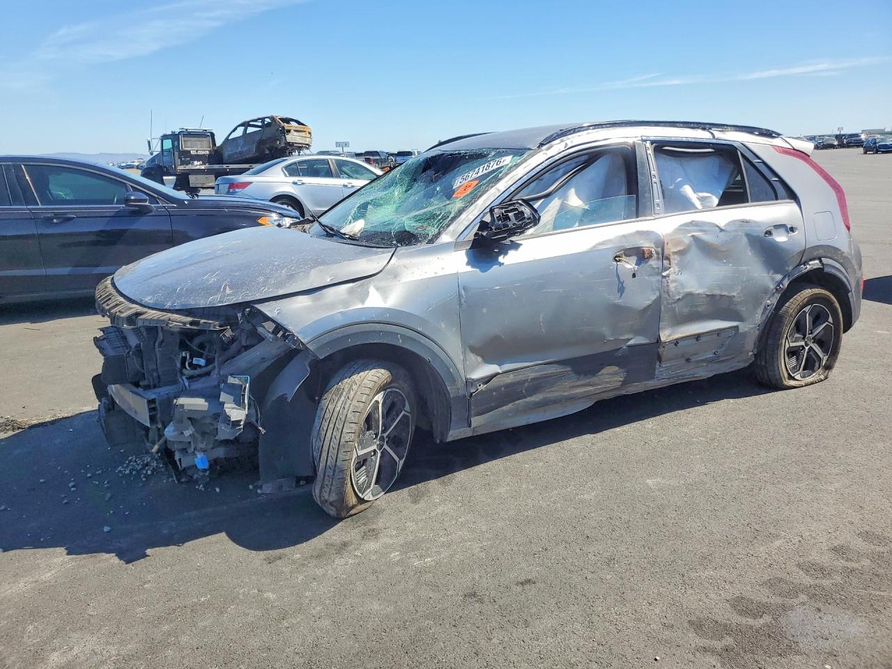 KNDCR3LE5P5084244 · 2023 KIA NIRO