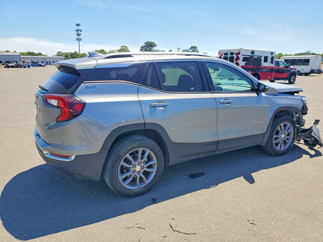 3GKALVEG7RL278655 · 2024 GMC TERRAIN · 3/14