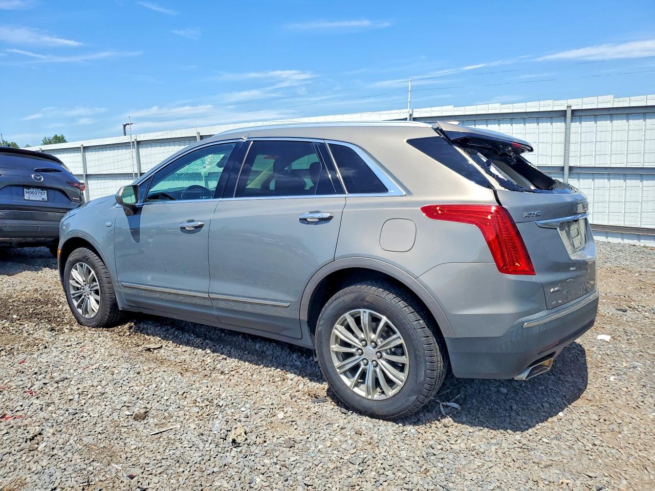 1GYKNDRS7HZ291359 · 2017 CADILLAC XT5 · 2/13