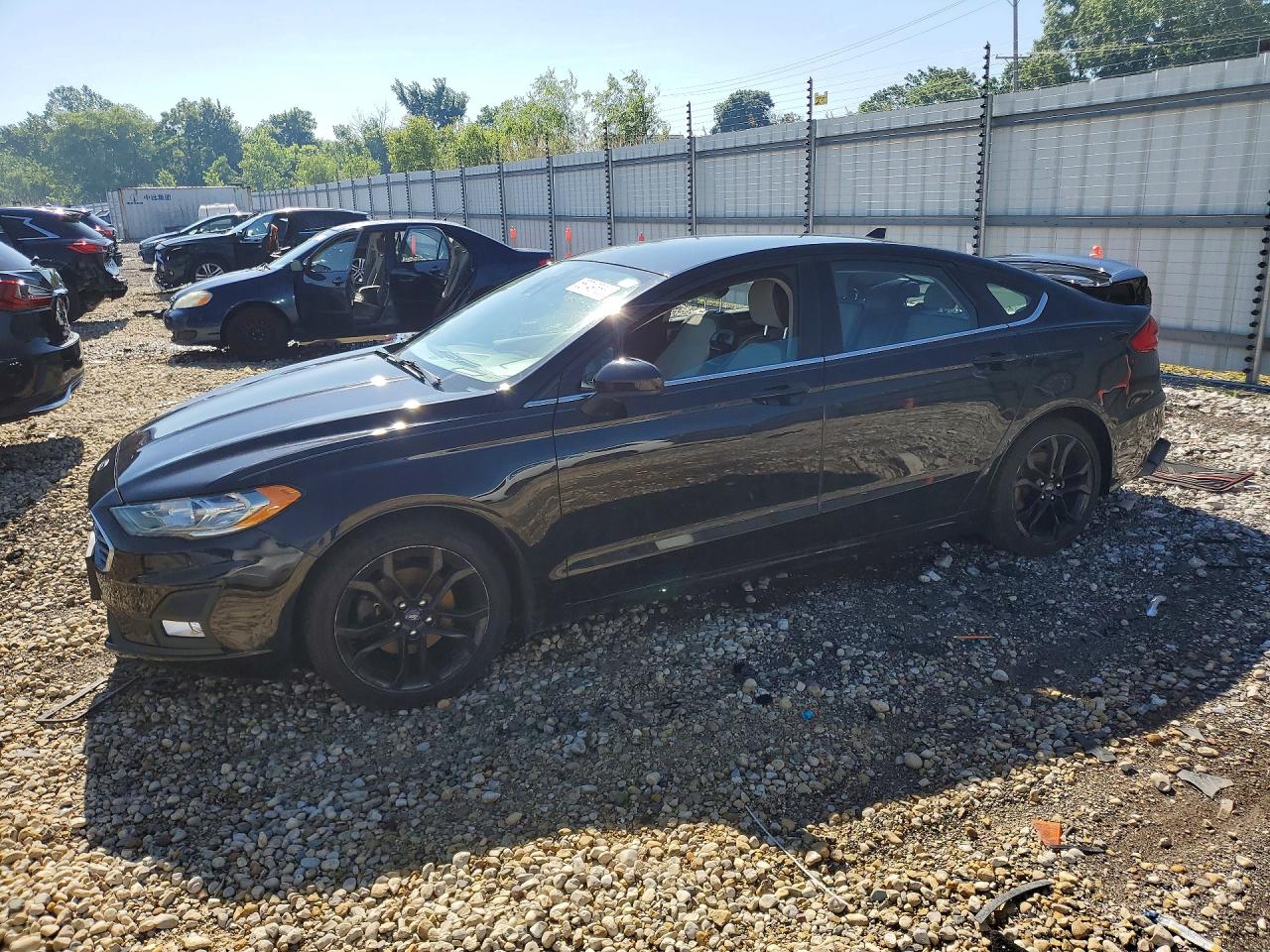 3FA6P0HDXKR128929 · 2019 FORD FUSION