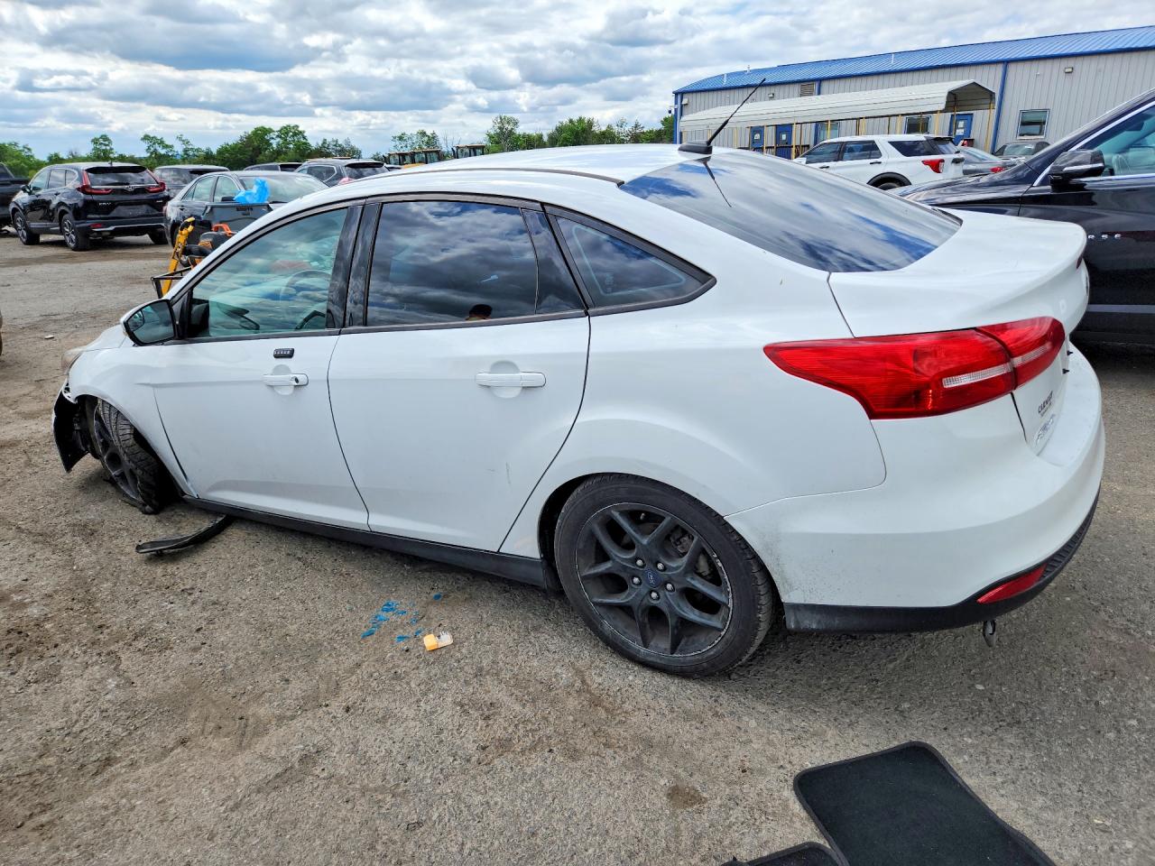 1FADP3F21GL209382 · 2016 FORD FOCUS · 2/12