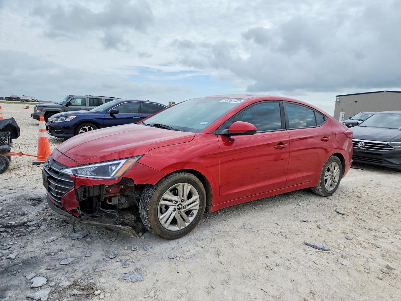 5NPD84LF3LH517074 · 2020 HYUNDAI ELANTRA