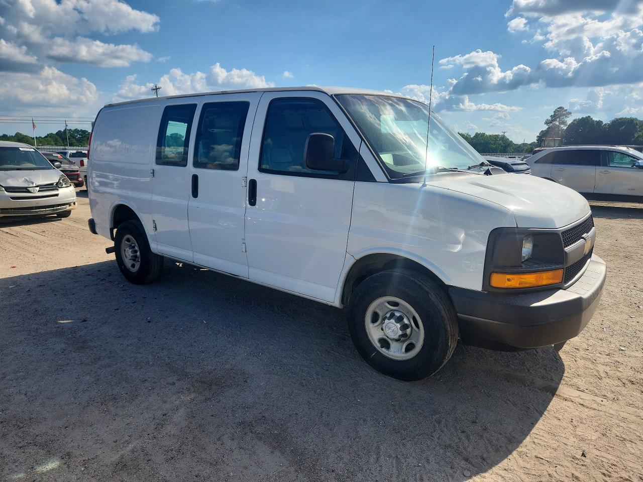 1GCWGAFF6G1122793 · 2016 CHEVROLET EXPRESS G2500 · 4/13