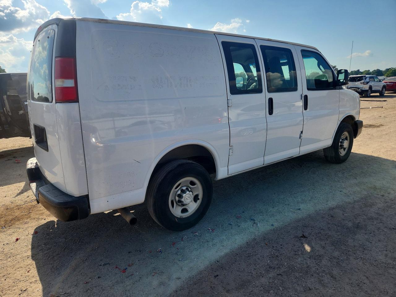 1GCWGAFF6G1122793 · 2016 CHEVROLET EXPRESS G2500 · 3/13
