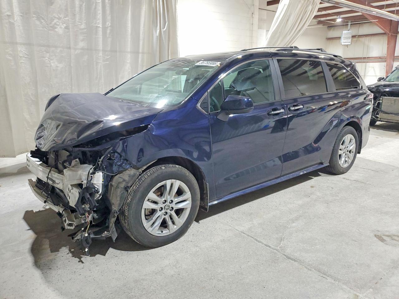 5TDJSKFC3SS167951 · 2025 TOYOTA SIENNA