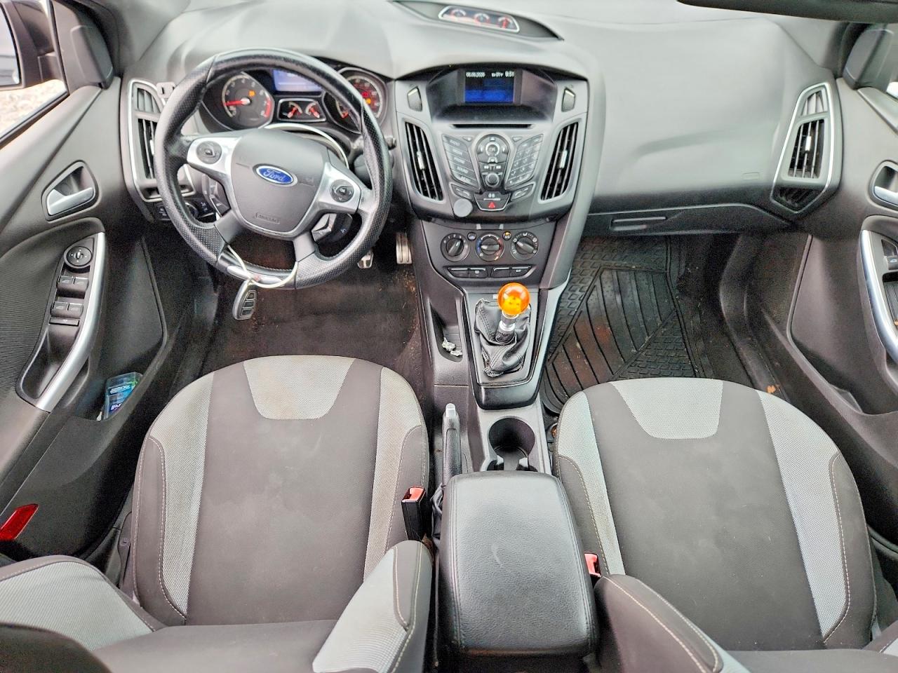 1FADP3L95DL330171 · 2013 FORD FOCUS · 8/12