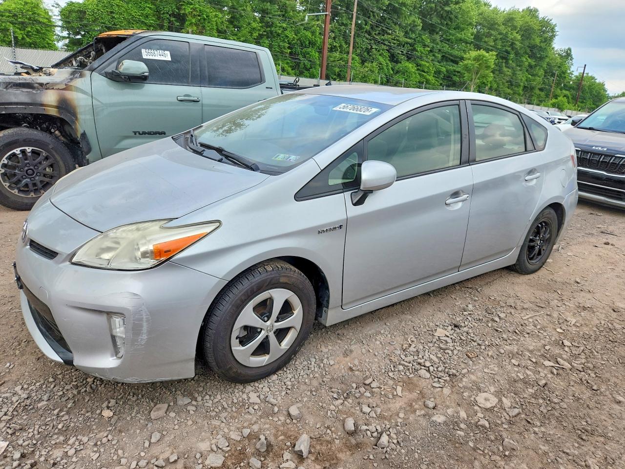 JTDKN3DU0F1972404 · 2015 TOYOTA PRIUS