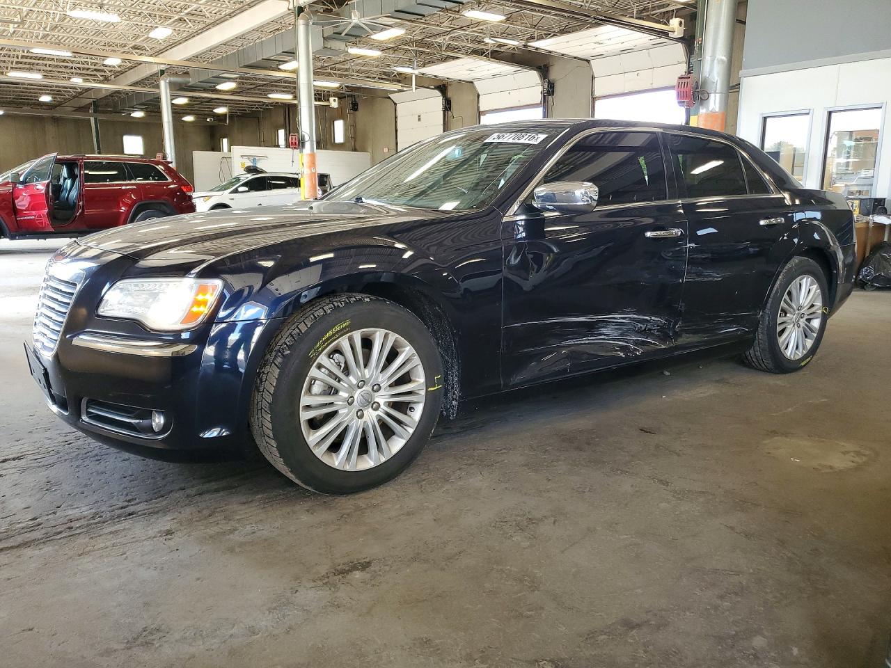 2C3CCAHG1CH232946 · 2012 CHRYSLER 300