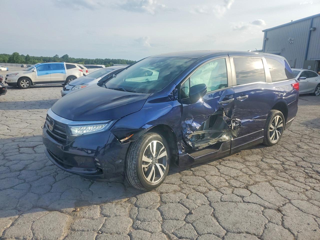 5FNRL6H89PB011215 · 2023 HONDA ODYSSEY