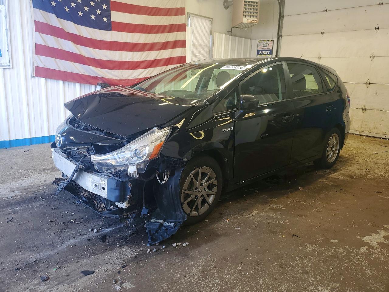 JTDZN3EU5GJ045607 · 2016 TOYOTA PRIUS V