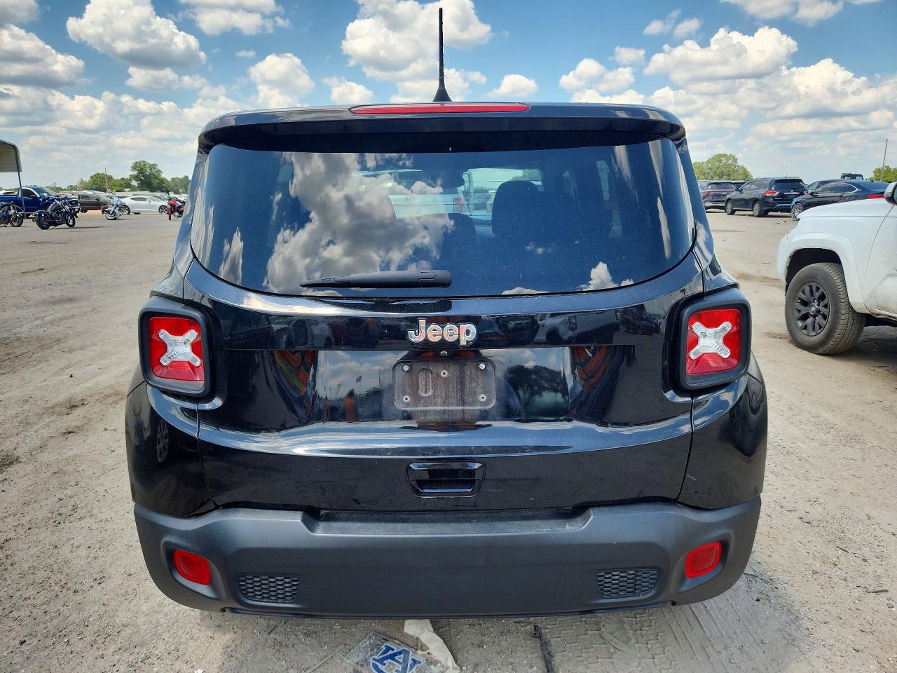 ZACNJCABXMPM65189 · 2021 JEEP RENEGADE · 6/13