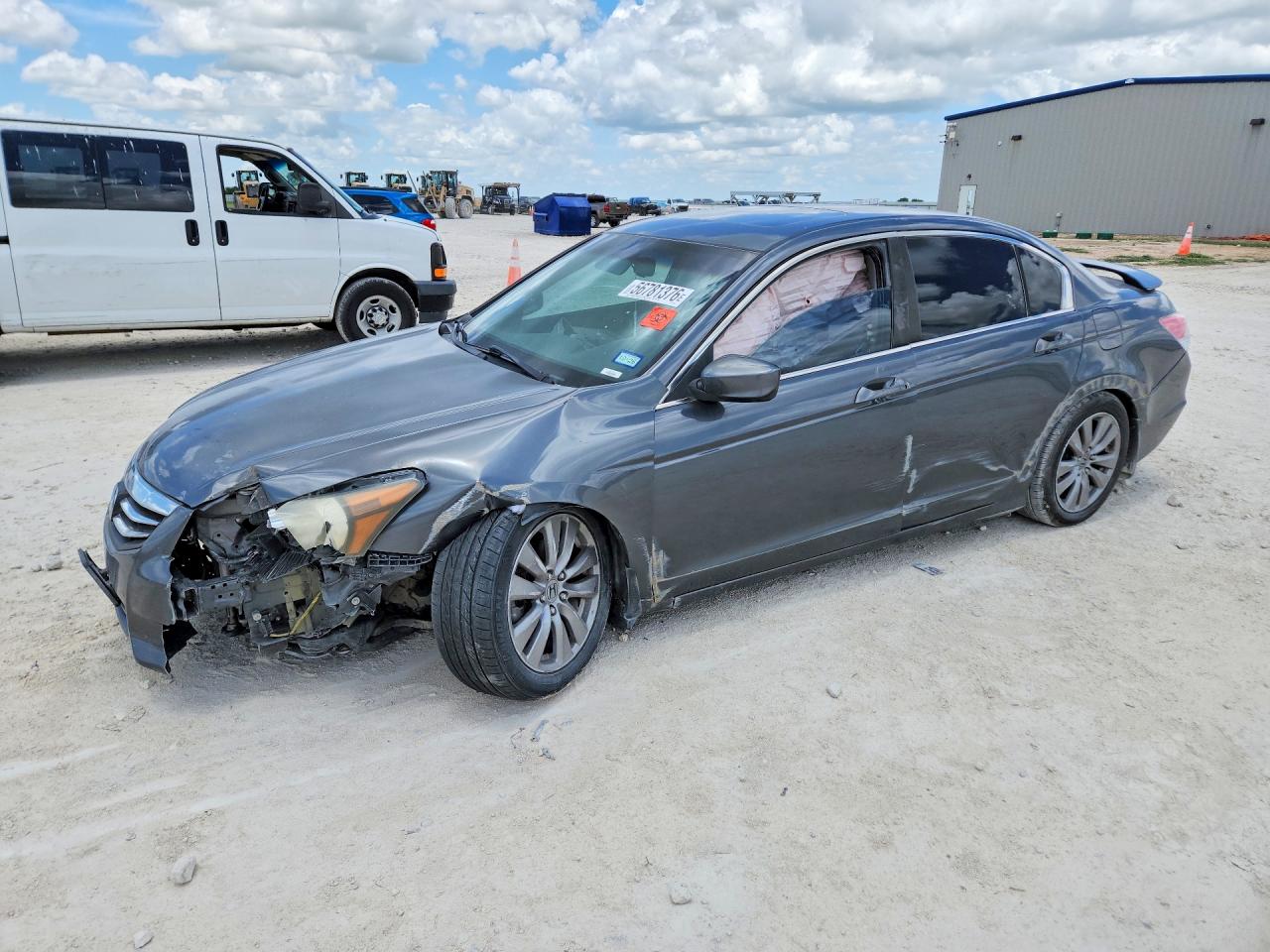 1HGCP2F8XCA159349 · 2012 HONDA ACCORD