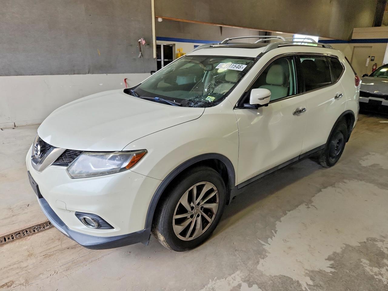 5N1AT2MVXFC854509 · 2015 NISSAN ROGUE