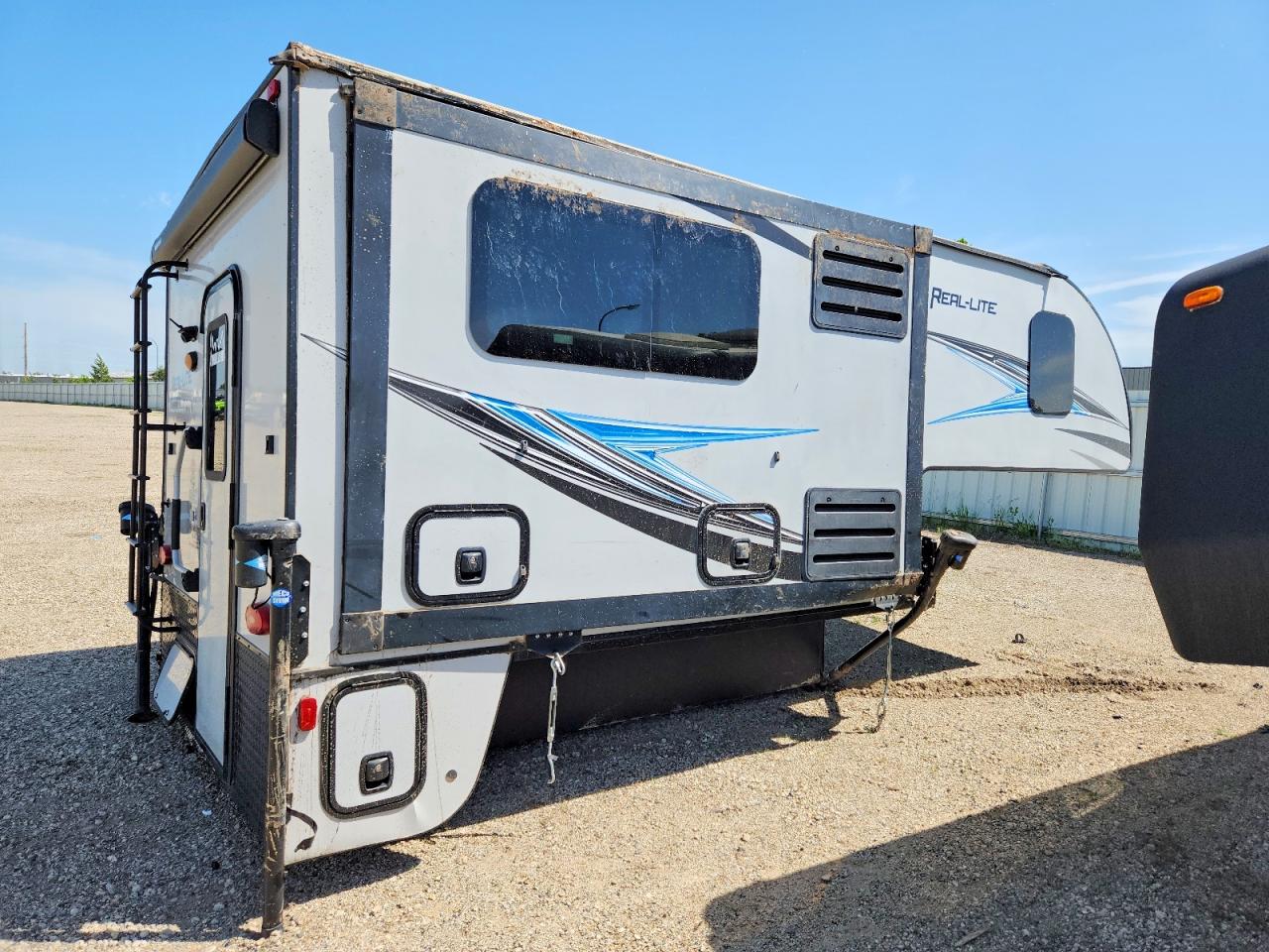 4X4SRCU01MN112500 · 2021 FORESRIVER REAL-LITE · 4/10