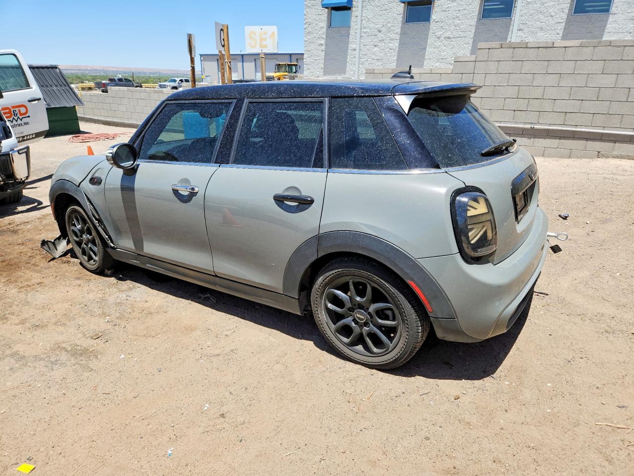 WMWXU3C54F2B56969 · 2015 MINI COOPER · 2/12