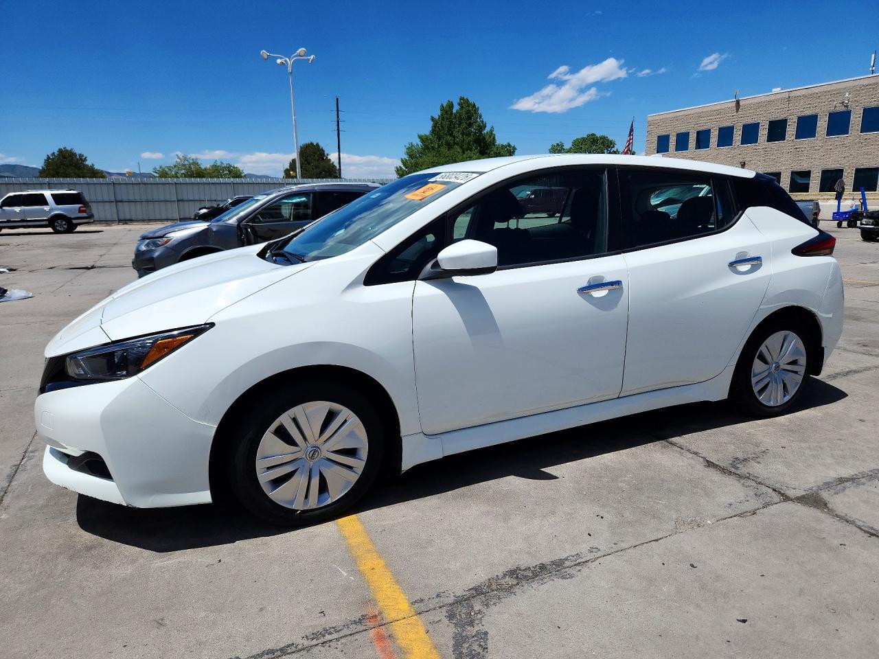 1N4AZ1BV5SC558541 · 2025 NISSAN LEAF