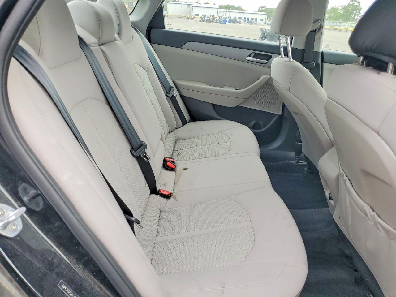 5NPE24AF0JH711681 · 2018 HYUNDAI SONATA · 10/12