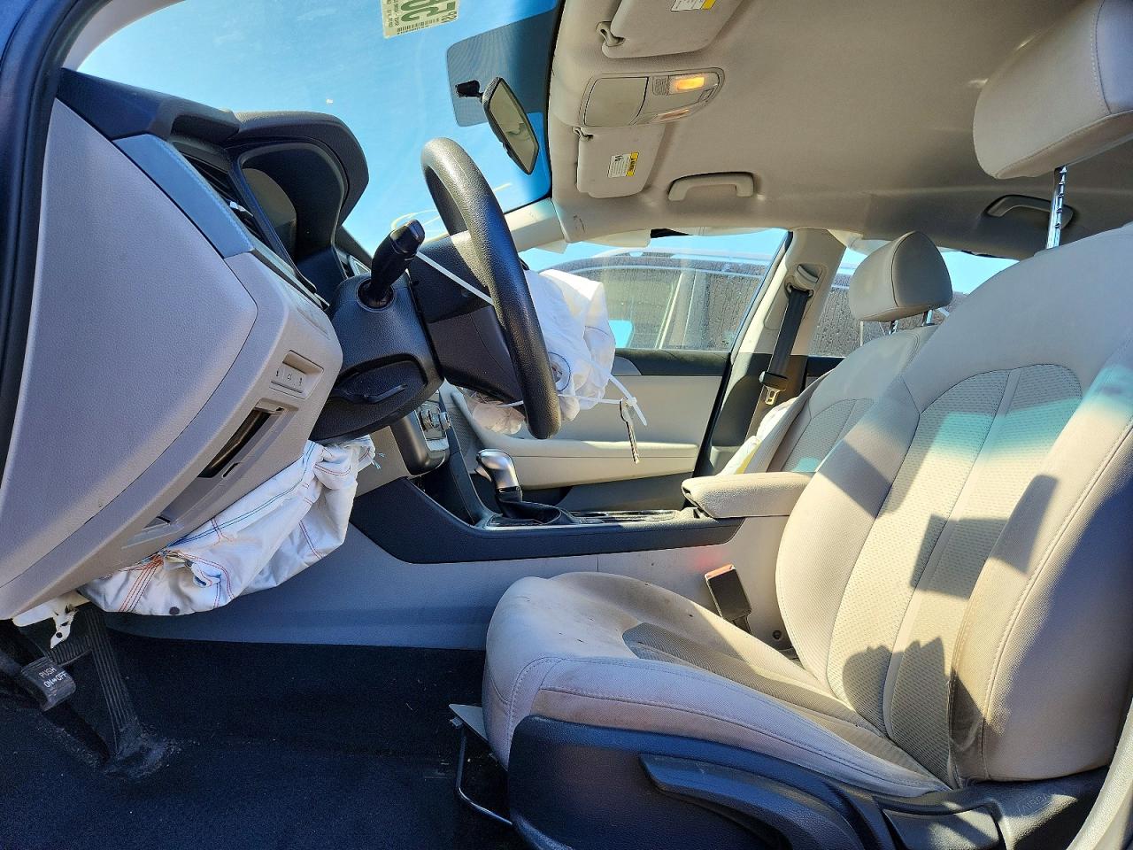 5NPE24AF0JH711681 · 2018 HYUNDAI SONATA · 7/12