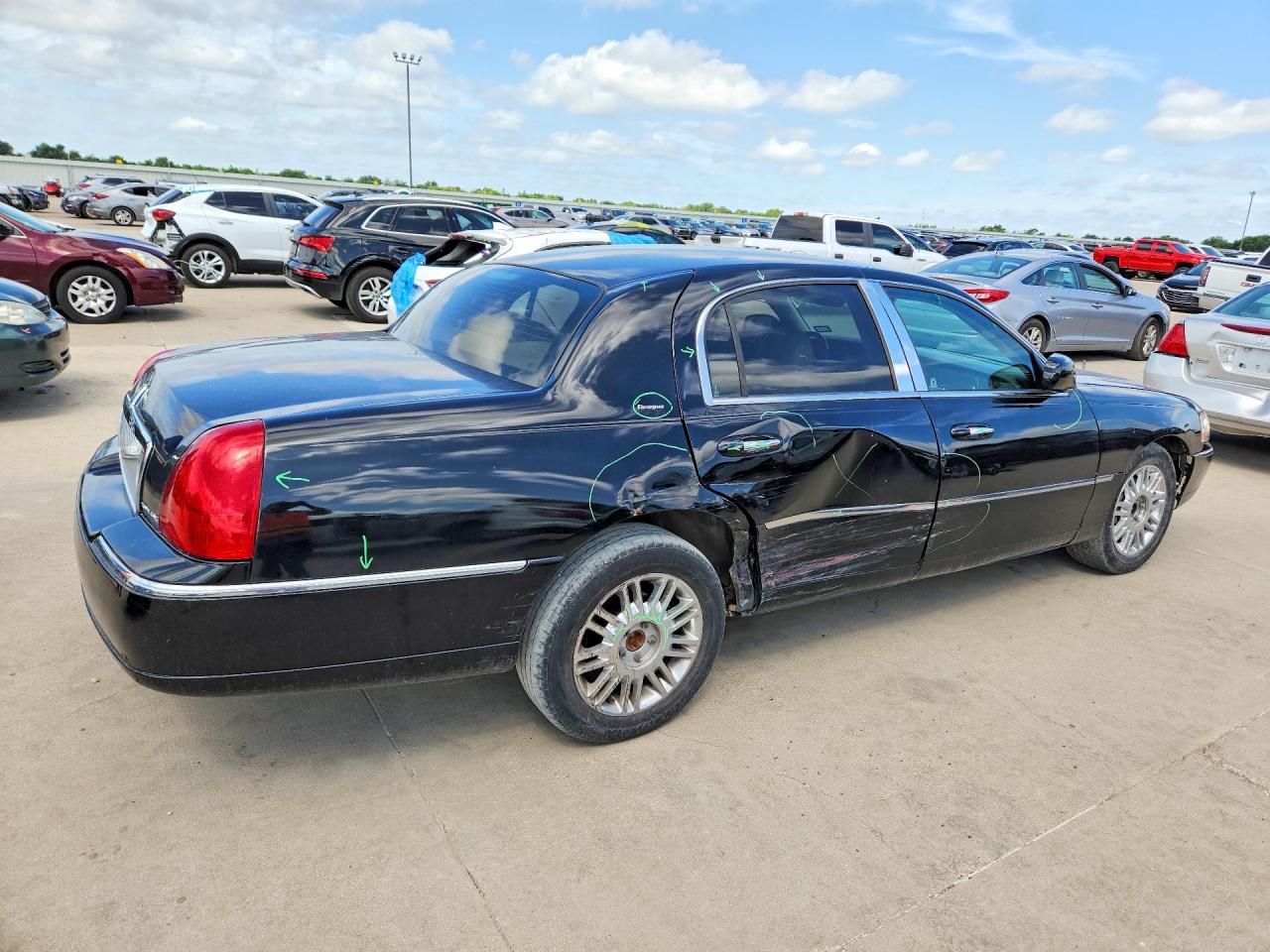 1LNHM83V36Y647334 · 2006 LINCOLN TOWN CAR · 3/12