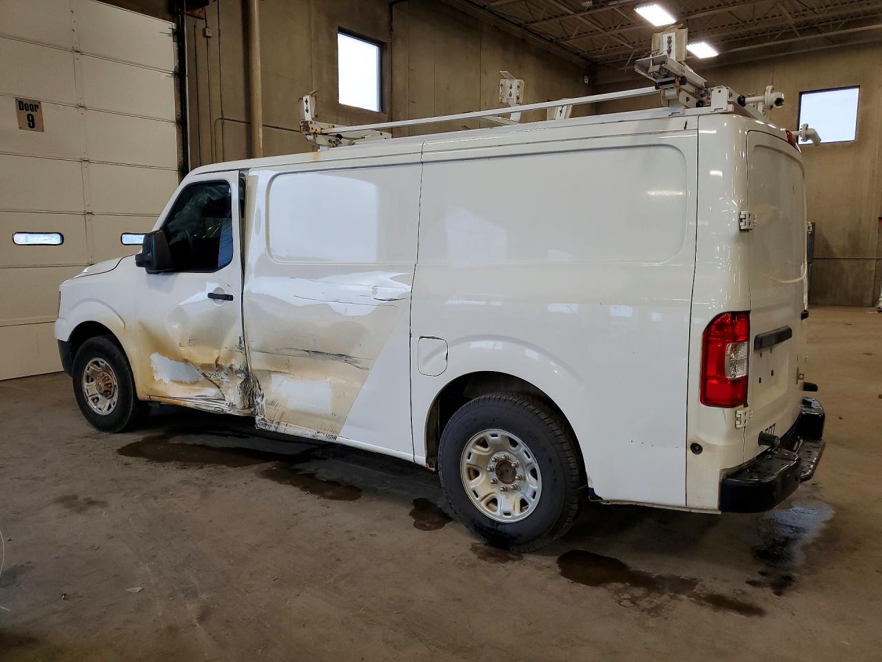 1N6BF0KM4HN810962 · 2017 NISSAN NV · 2/12