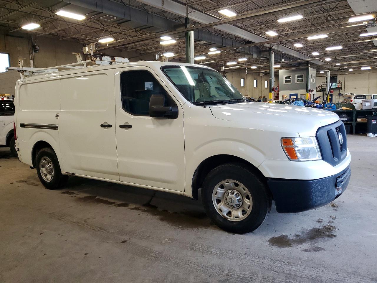 1N6BF0KM4HN810962 · 2017 NISSAN NV · 4/12