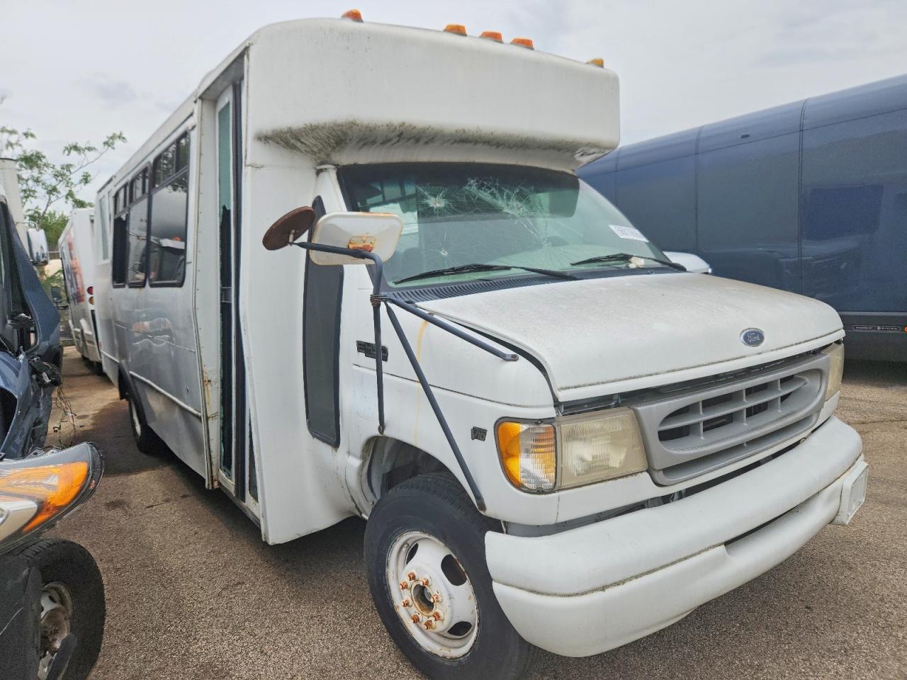 1FDXE45S21HA24980 · 2001 FORD ECONOLINE