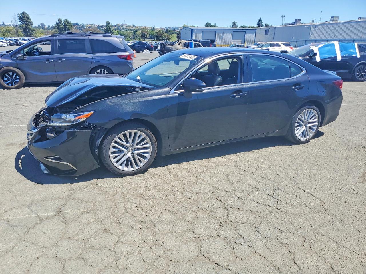 58ABK1GG7HU069708 · 2017 LEXUS ES