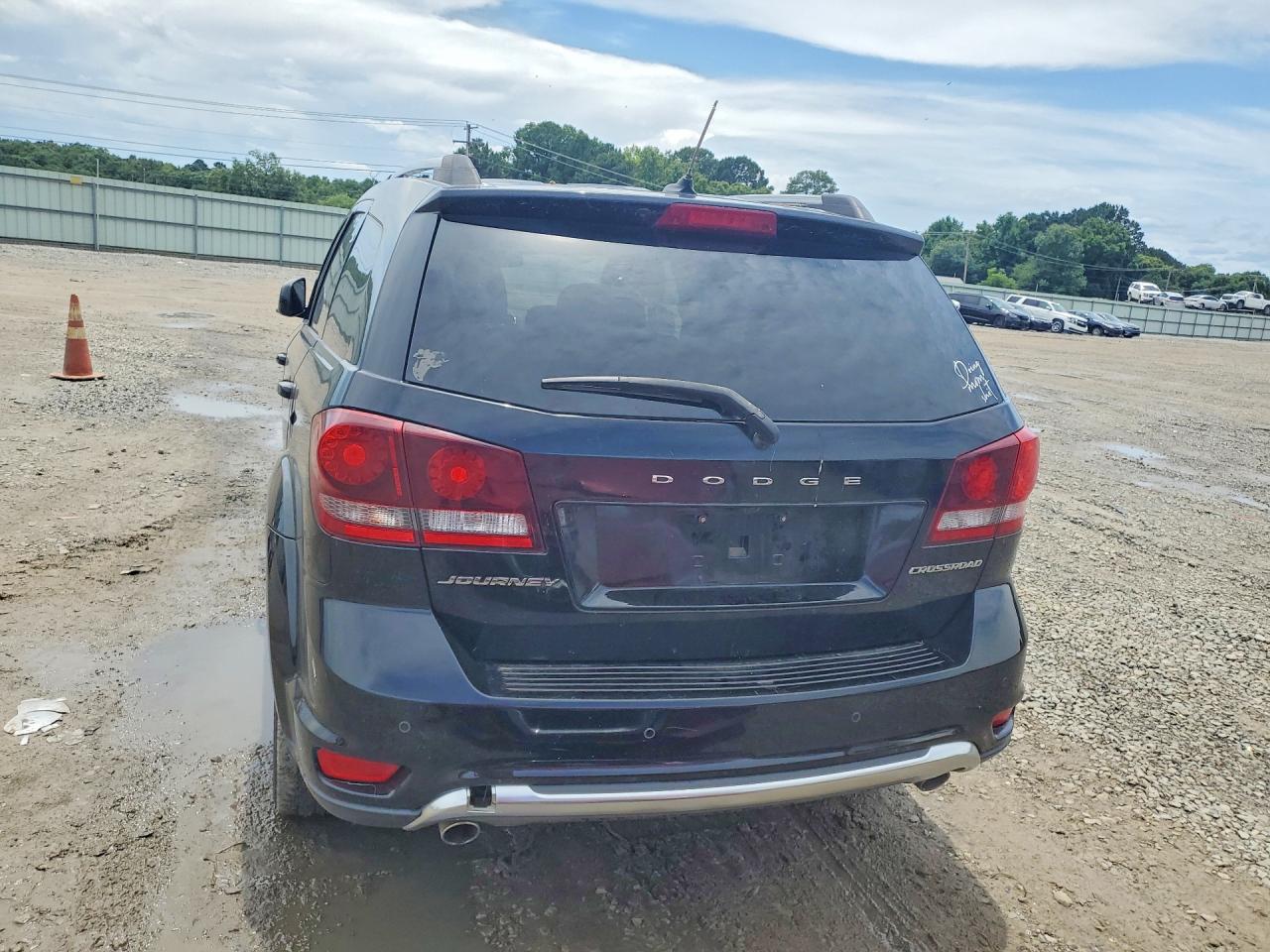 3C4PDCGG4FT511570 · 2015 DODGE JOURNEY · 6/13