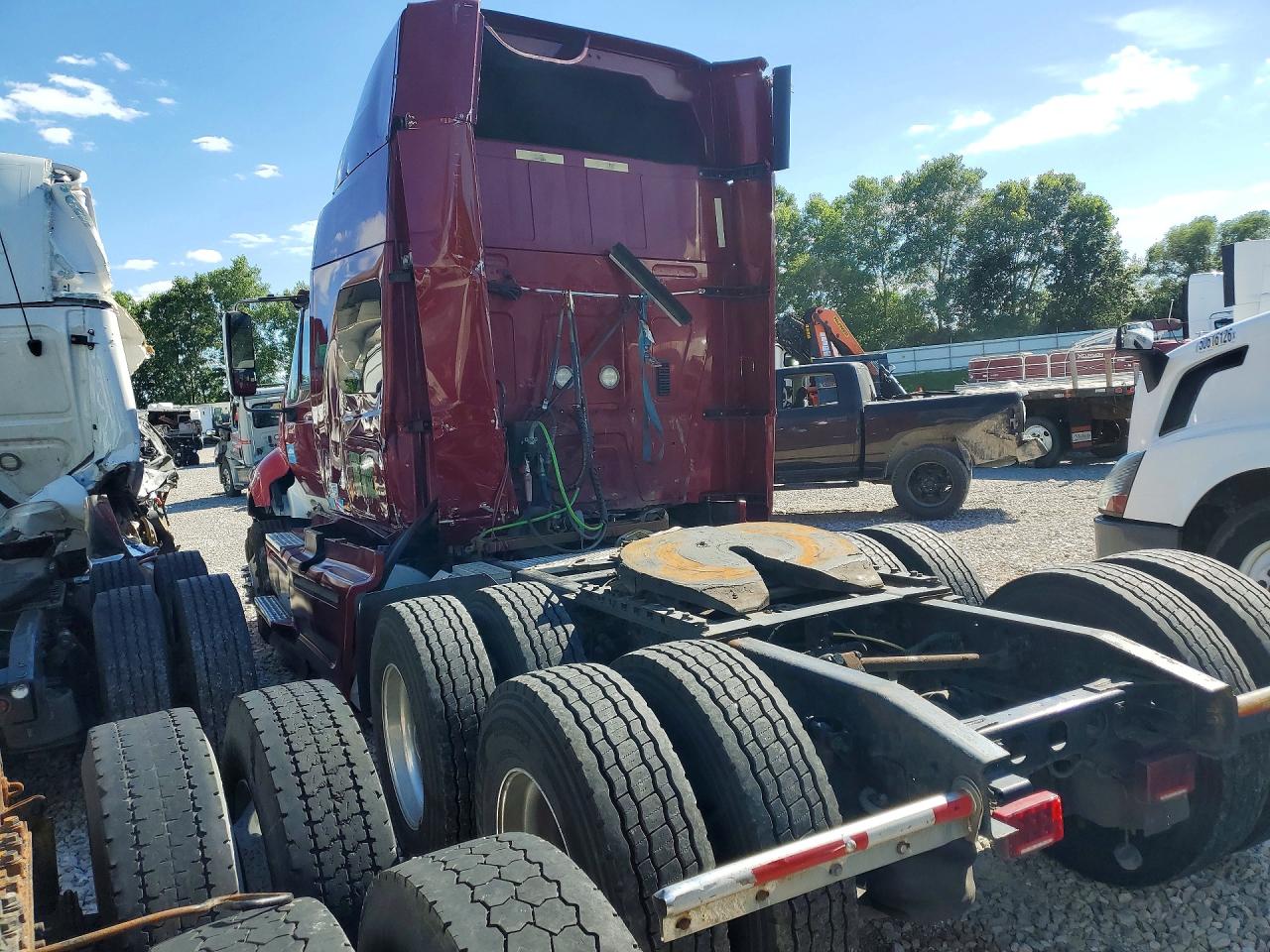 3HSDJAPR7HN465054 · 2017 INTERNATIONAL PROSTAR · 2/12