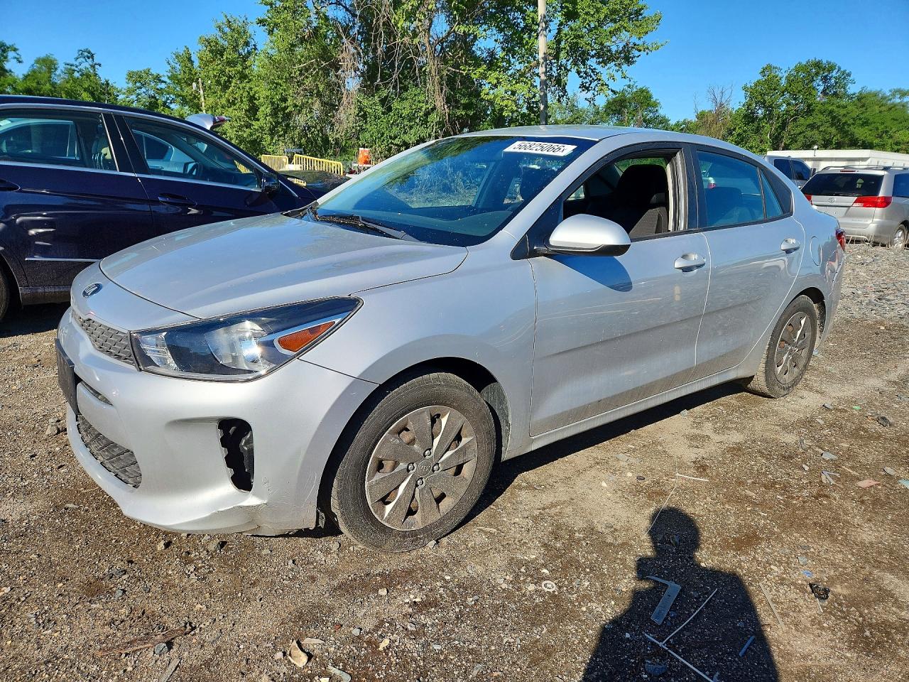 3KPA24AB0KE221582 · 2019 KIA RIO