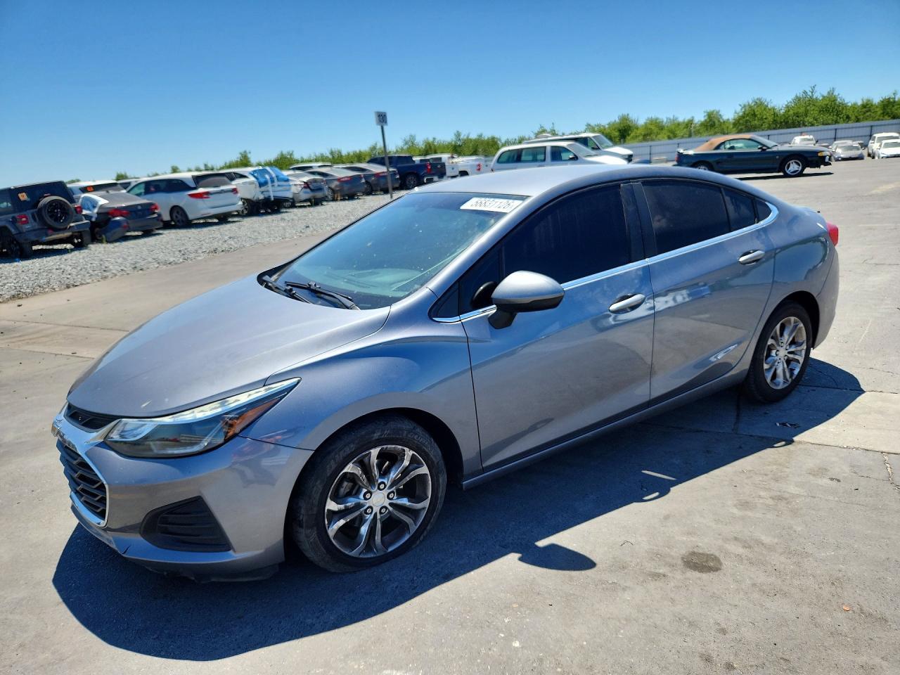 1G1BE5SM4K7138618 · 2019 CHEVROLET CRUZE