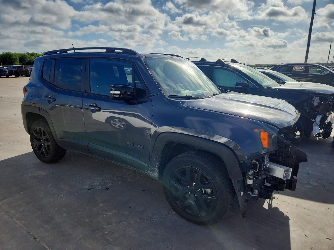 ZACNJDE18NPN96064 · 2022 JEEP RENEGADE · 4/12
