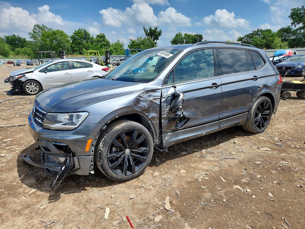 3VV2B7AX3MM065064 · 2021 VOLKSWAGEN TIGUAN