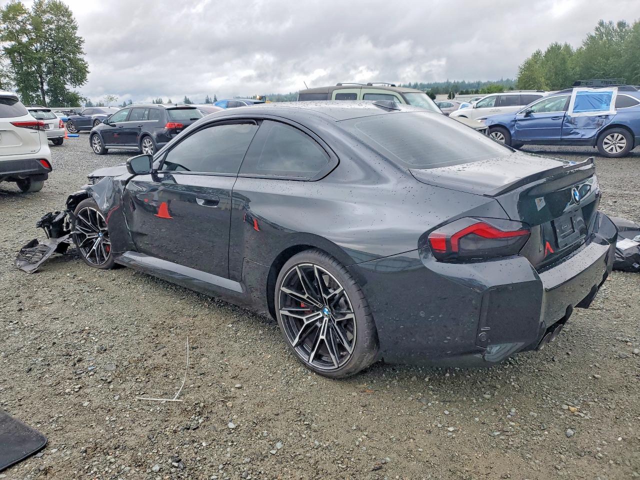 3MF13DM01R8E83320 · 2024 BMW M2 · 2/12