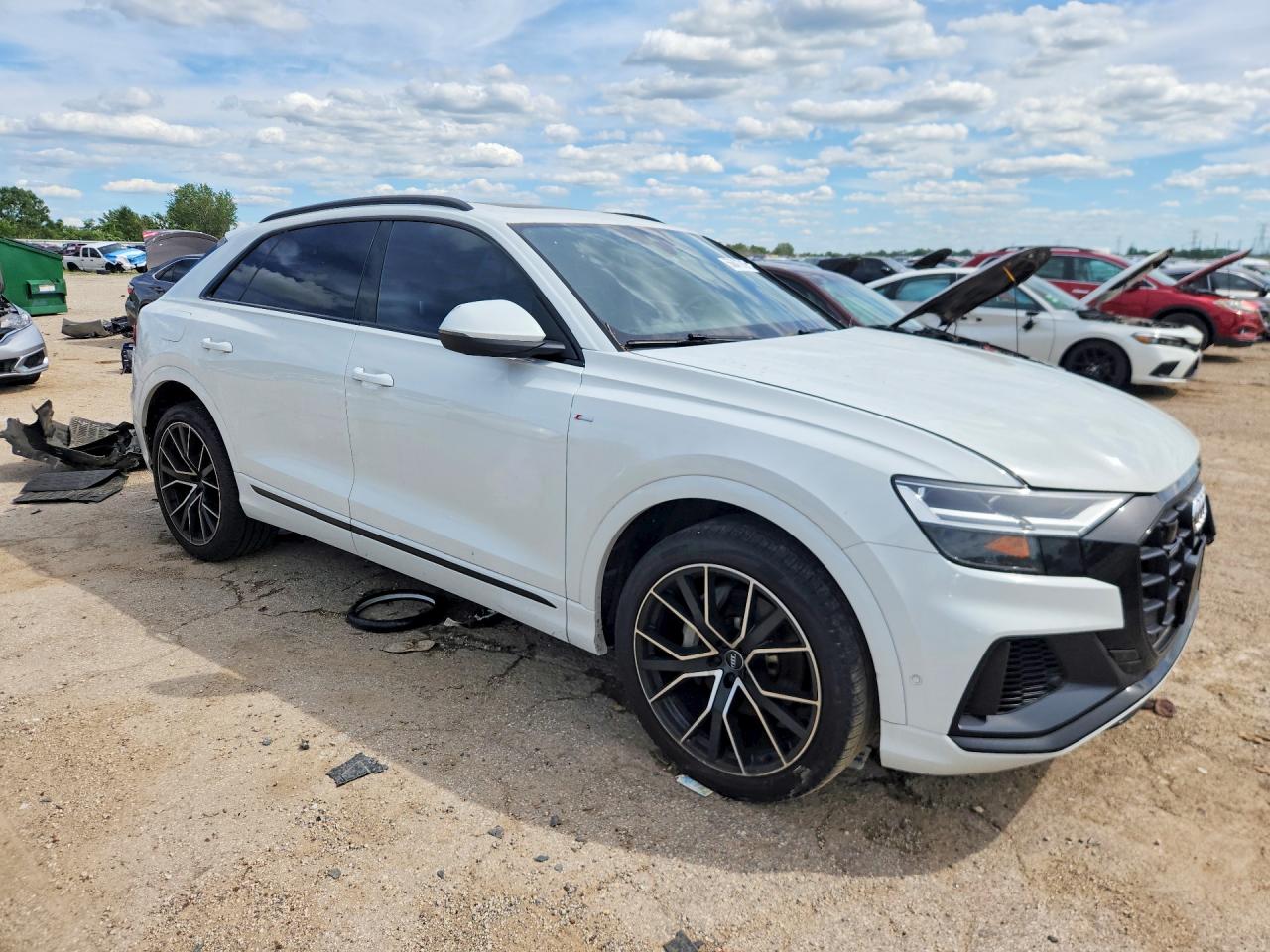 WA1DVAF1XMD005692 · 2021 AUDI Q8 · 4/12