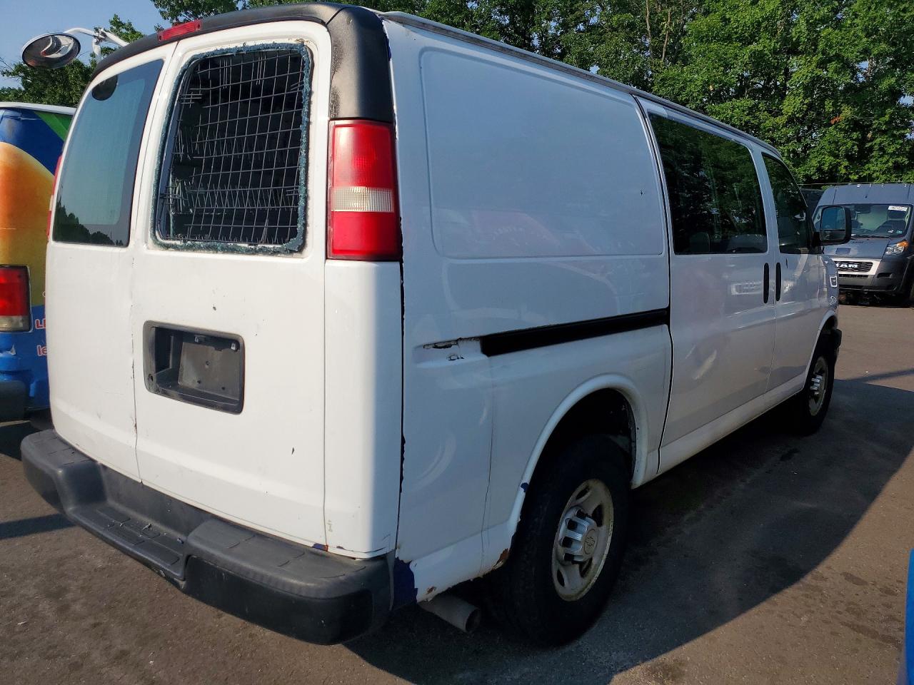 1GCZGFBA2A1144074 · 2010 CHEVROLET EXPRESS G2500 · 3/13