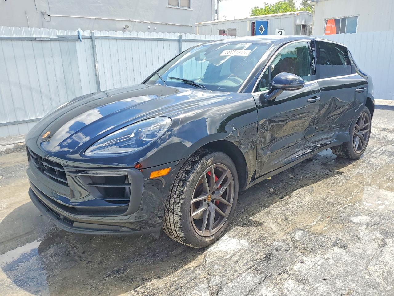 WP1AG2A56SLB40186 · 2025 PORSCHE MACAN