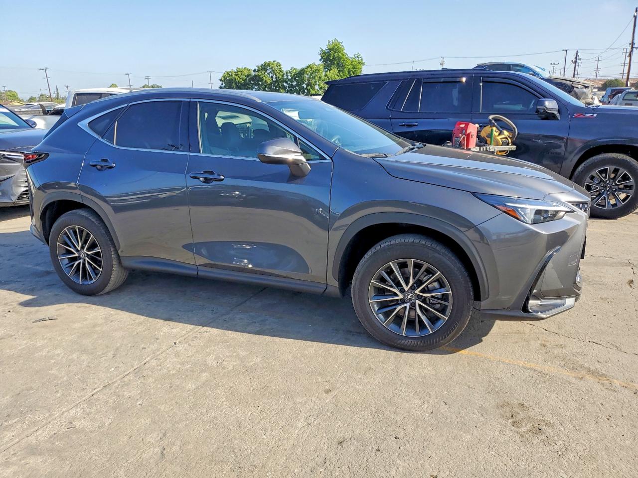 2T2ADCAZ9RC009947 · 2024 LEXUS NX 250 · 4/13