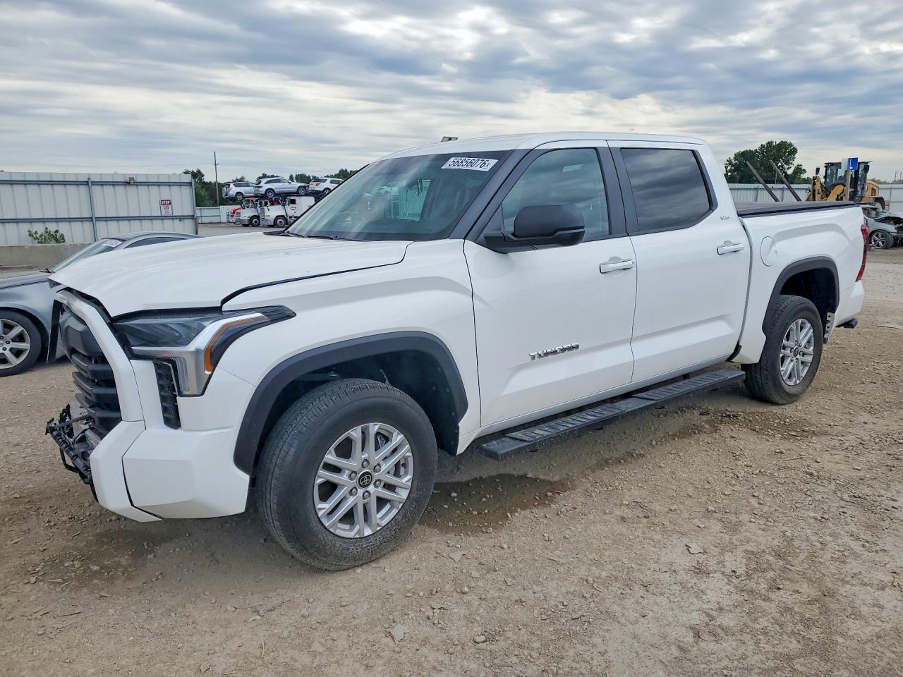 5TFLA5DB0RX142176 · 2024 TOYOTA TUNDRA