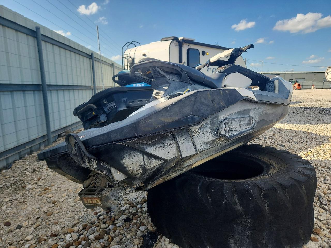 YDV62239J617 · 2017 SEA-DOO SPARK · 4/10
