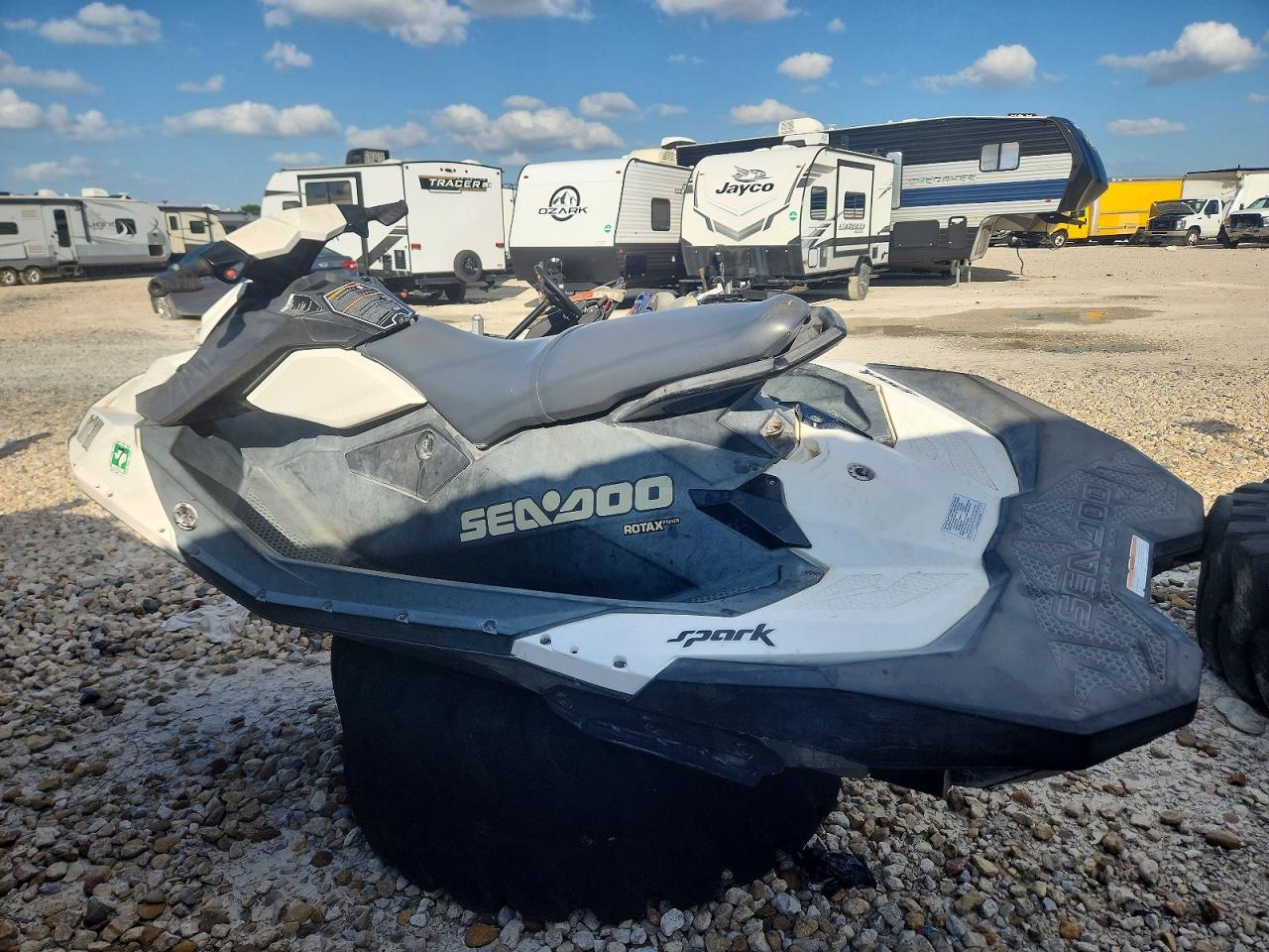 YDV62239J617 · 2017 SEA-DOO SPARK · 3/10