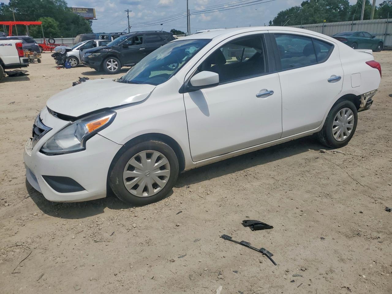 3N1CN7AP5HK412988 · 2017 NISSAN VERSA