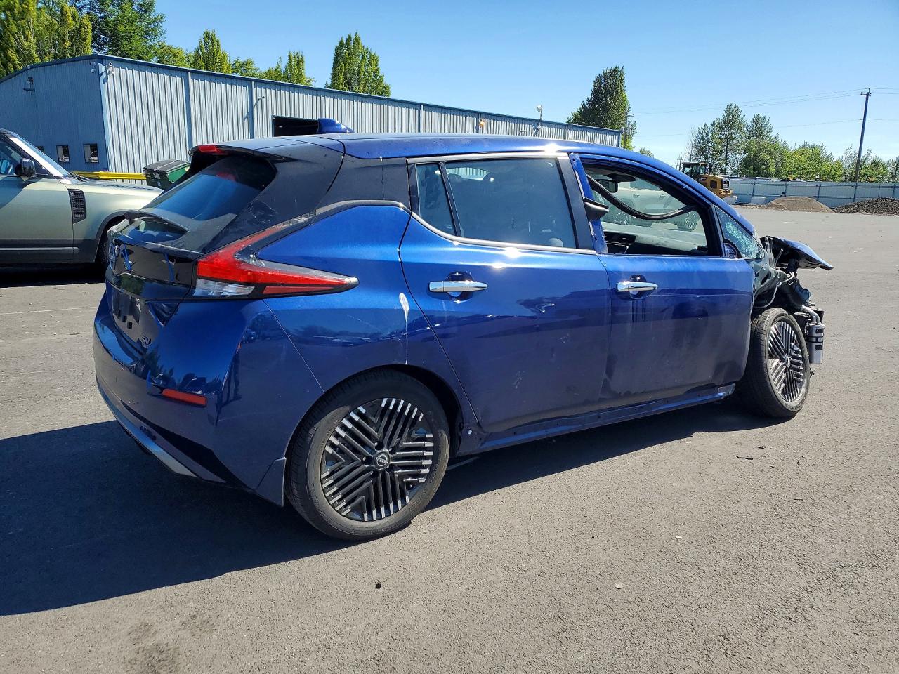 1N4CZ1CV6SC560550 · 2025 NISSAN LEAF · 3/12