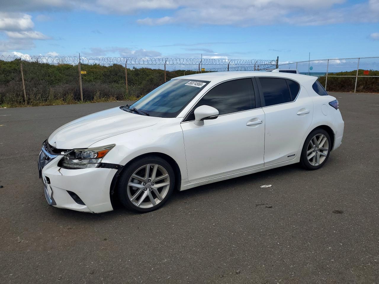 JTHKD5BH4G2258371 · 2016 LEXUS CT