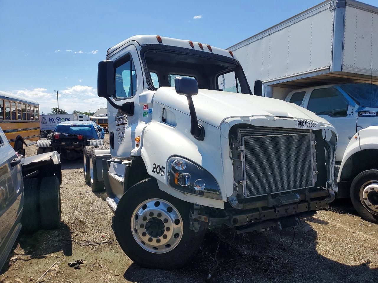 3AKJGBDV1GSHS0739 · 2016 FREIGHTLINER CASCADIA 113