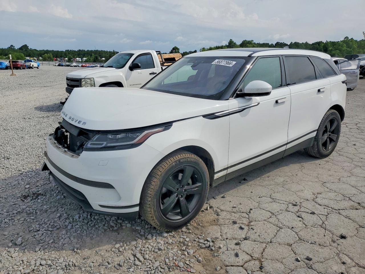 SALYB2RX1JA710943 · 2018 LAND ROVER RANGE ROVER VELAR