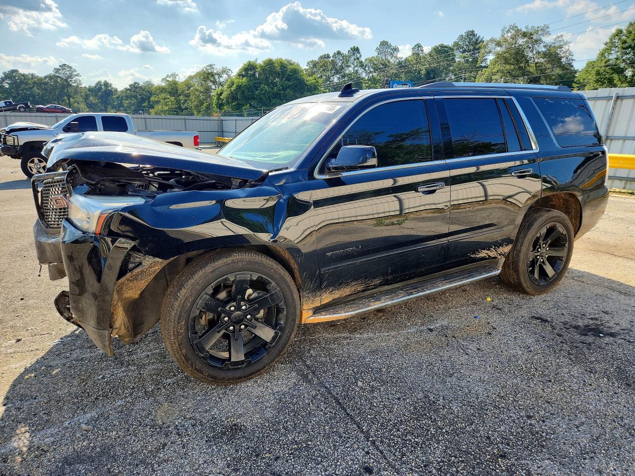 1GKS1CKJ1HR362542 · 2017 GMC YUKON