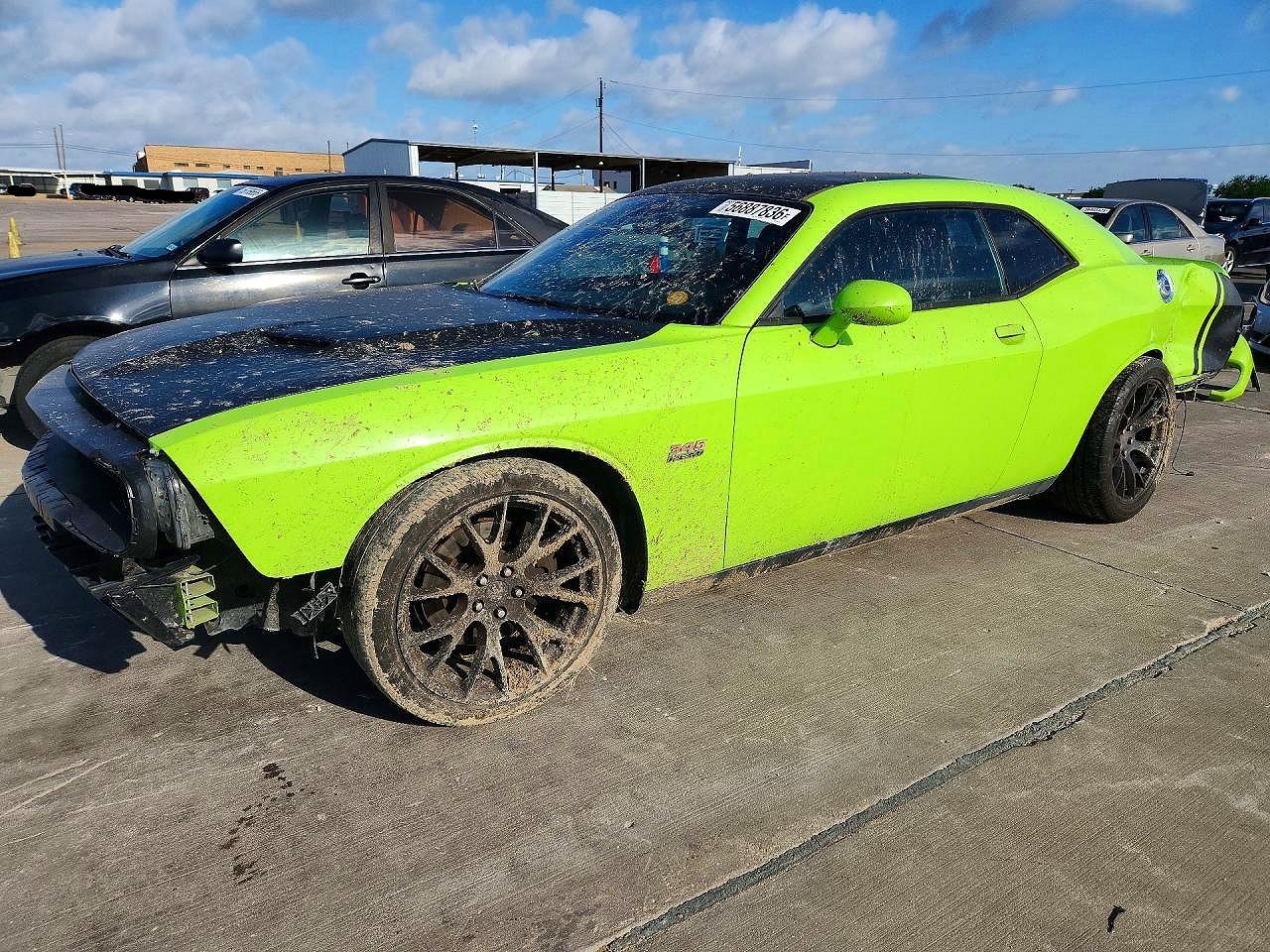 2C3CDZAT9FH869249 · 2015 DODGE CHALLENGER