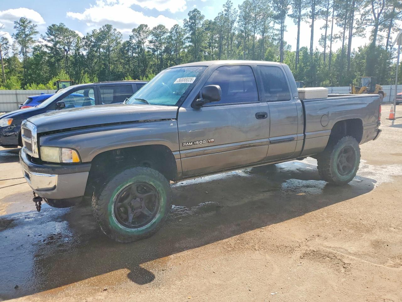 3B7HF13Z31G797679 · 2001 DODGE RAM 1500